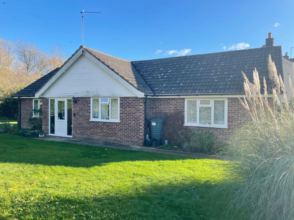 Lot: 84 - FREEHOLD RESIDENTIAL INVESTMENT -